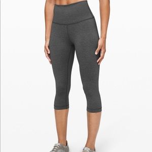 Lululemon gray 3/4 legging